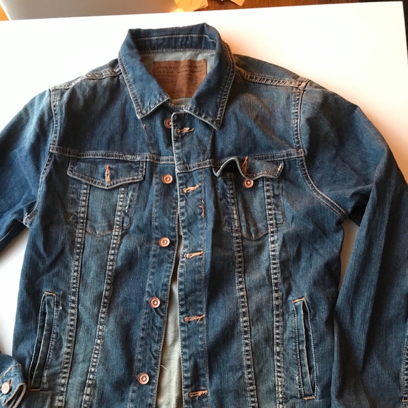 Zara Denim Trucker Jacket - Picture 1 of 7